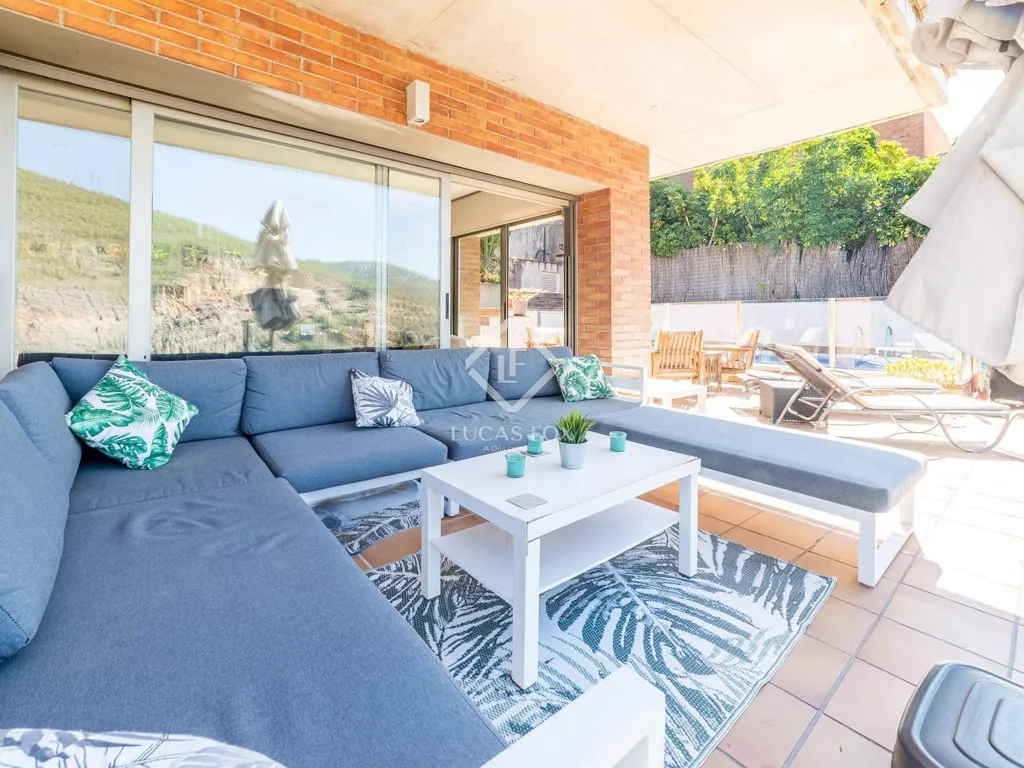 Terrasse - Villa with Sea and Port Views in Sitges