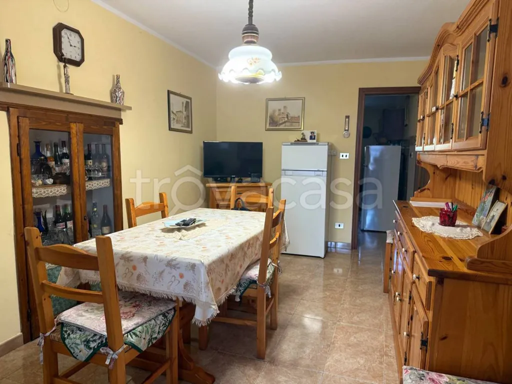 Salle à manger - Charming Cottage with Balcony in Reano