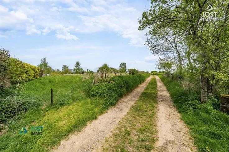 House with Development Potential in Wolkrange