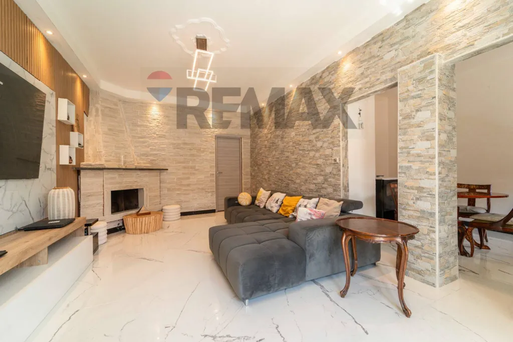 Living Room - Semi-detached House with Terrace in Mazzè