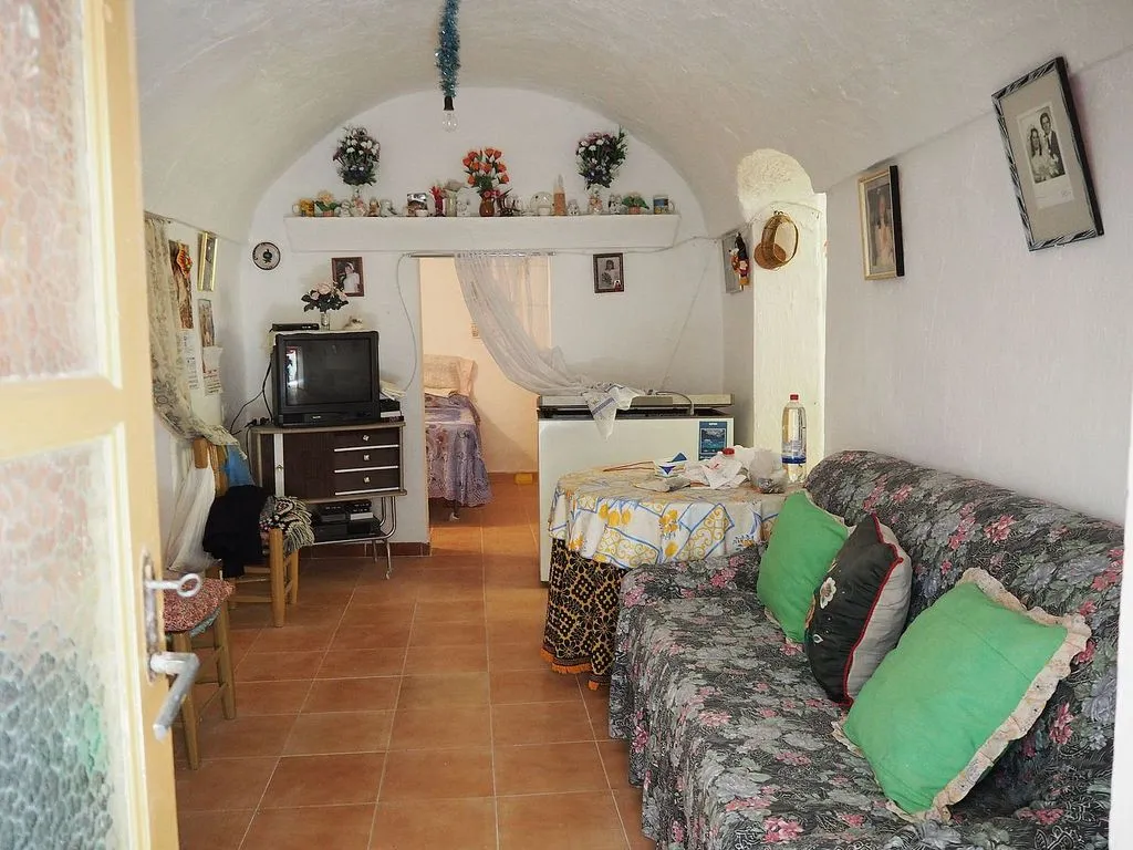 Elutuba - Unique Cave House in Benamaurel, Granada