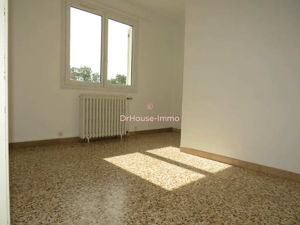 Pièces - Maison avec Deux Appartements à Longvic