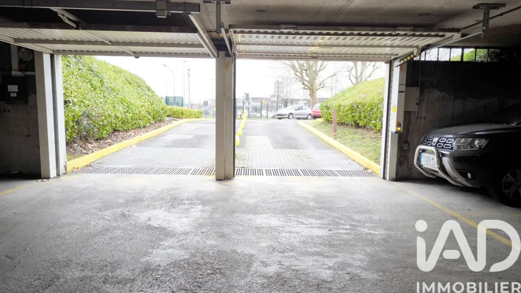 Garaaž - Secure Underground Parking in Villiers-le-Bel
