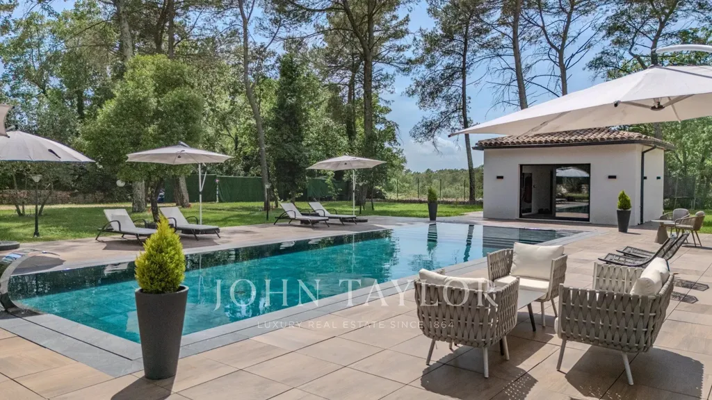 pool_area