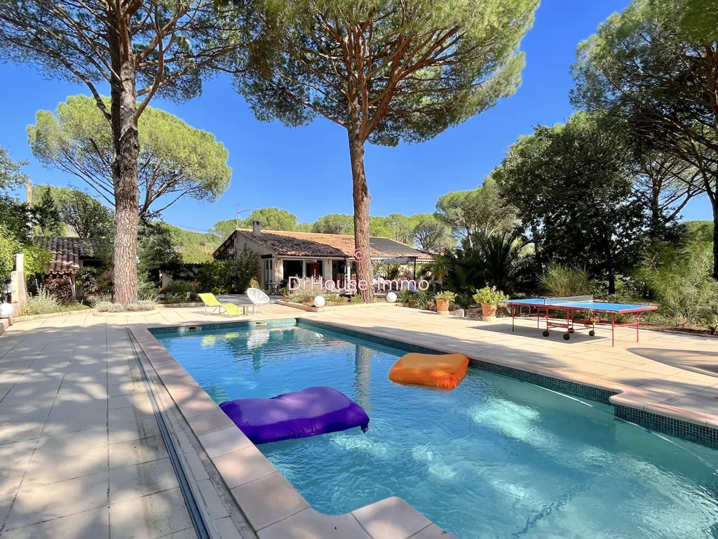 Piscine - Maison avec Piscine et Jardin à Vidauban