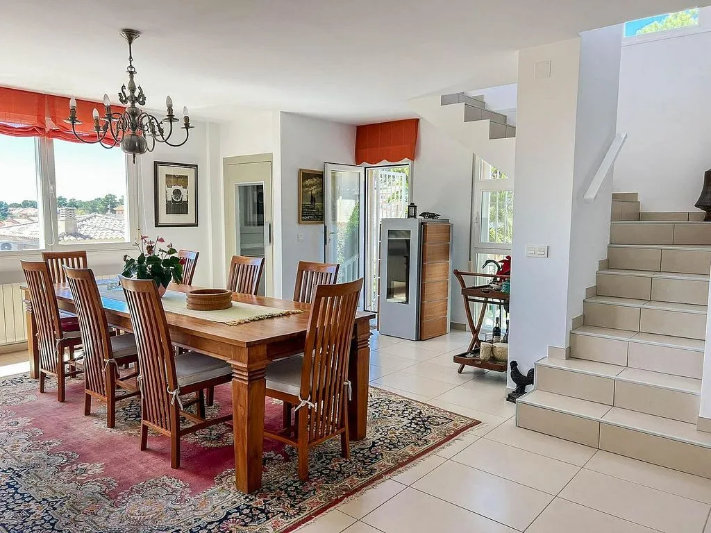 Söögituba - Luxury Detached House with Pool in La Nucia