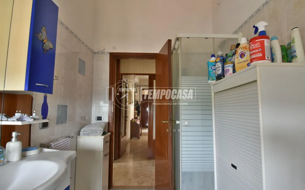 Bagni - Duplex con due balconi in zona semicentrale a Tolentino