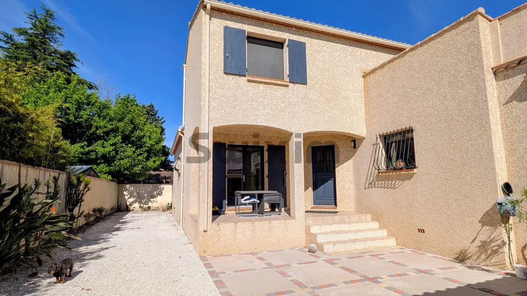 Extérieur - Villa avec Piscine et Vue Canal à Aigues-Mortes