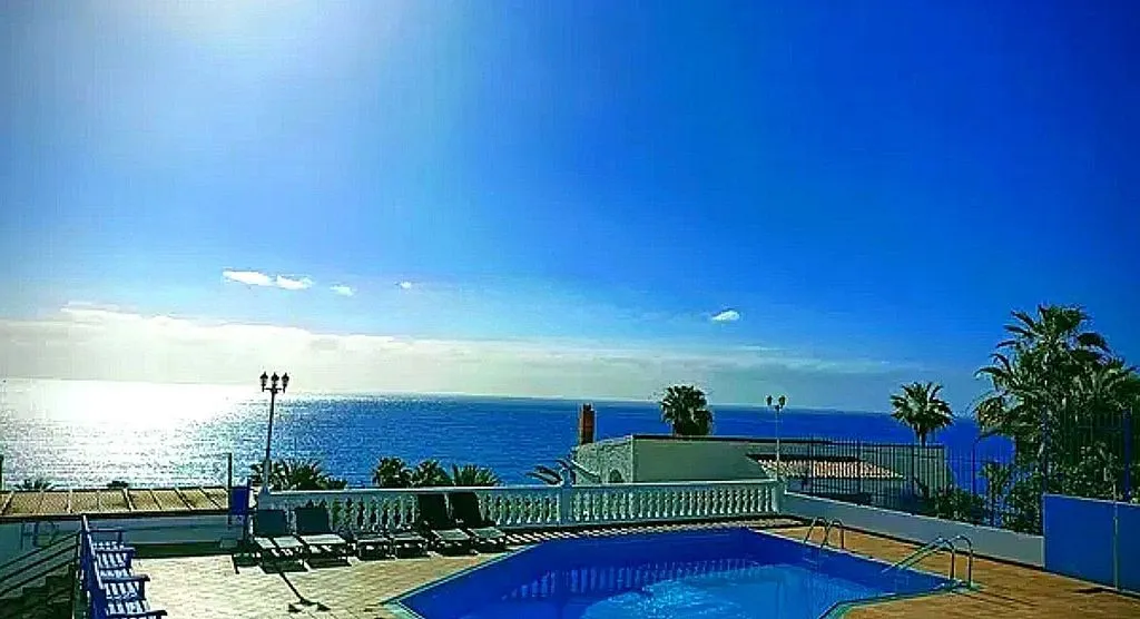 Bassein - 1-Bedroom Apartment with Pool in San Agustín