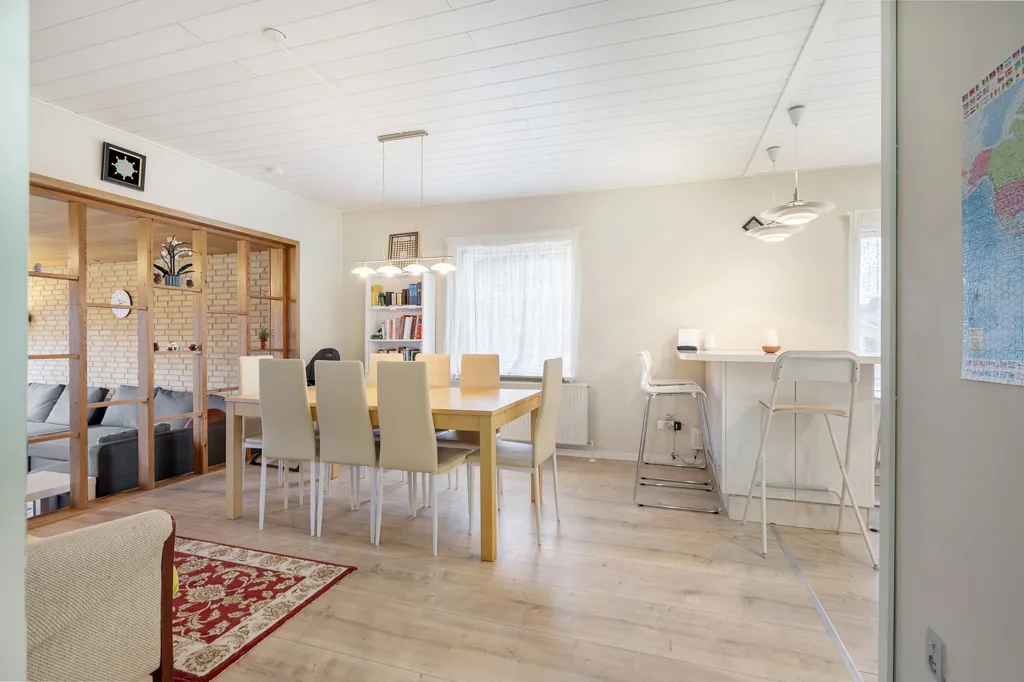 Söögituba - Fenced Villa with Garden in Bjerringbro