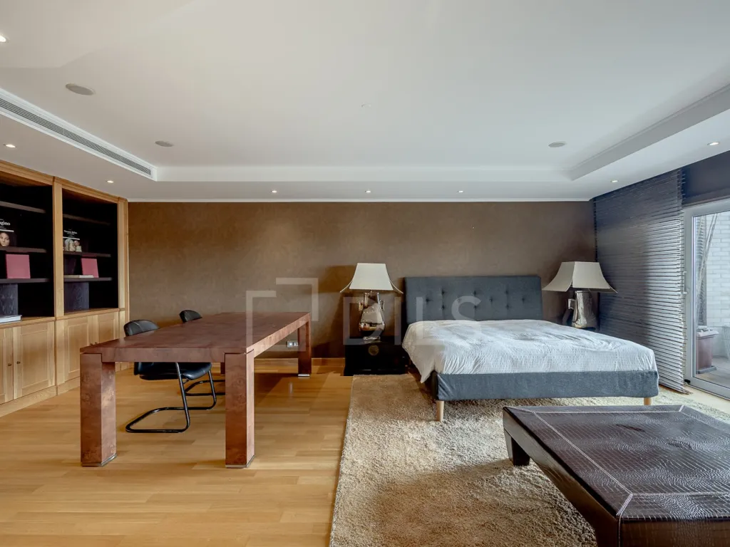 Magamistoad - Duplex Apartment with River View in Algés