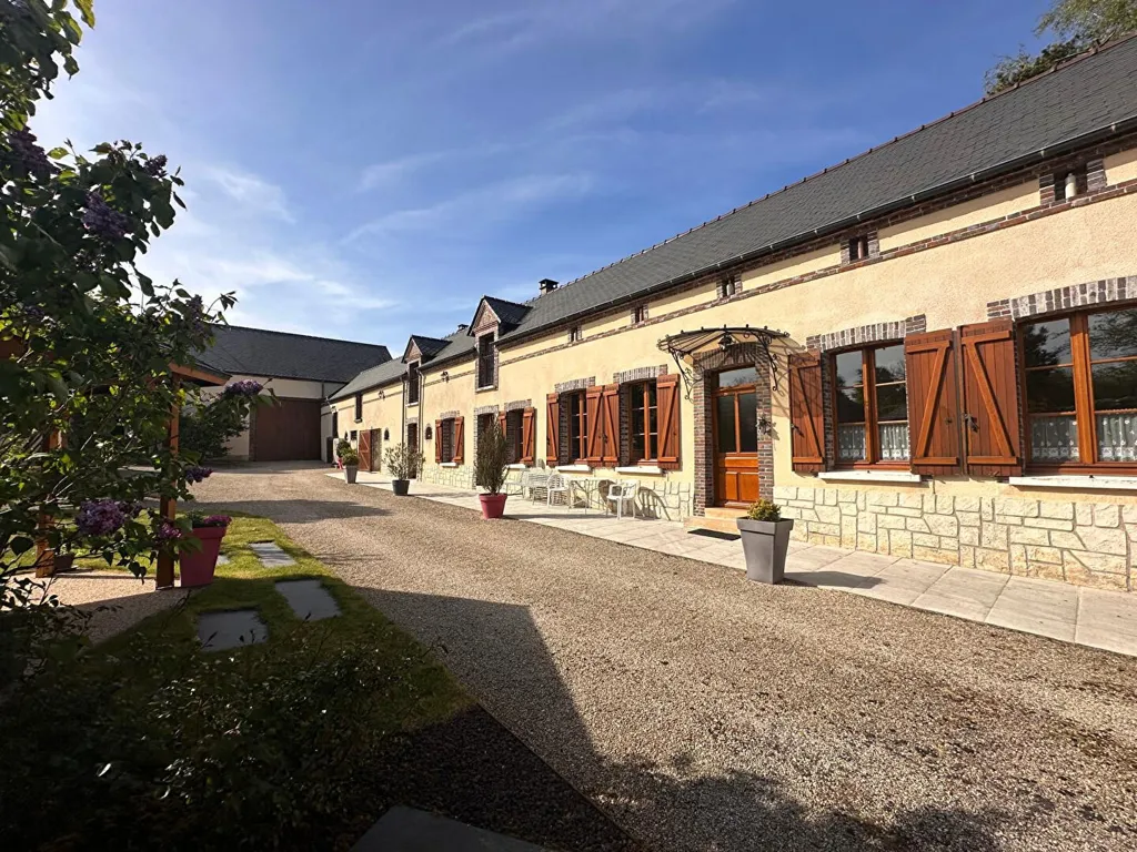 Välivaade - Renovated Longère with Pool in Pays d'Othe