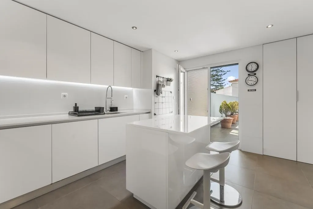 Köök - Luxury Flat with City Views in Parede