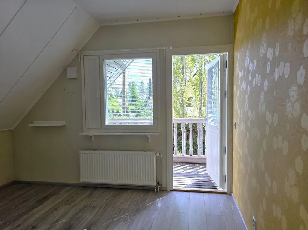 Toad - Modernised House with Balcony and Sauna in Helsinki