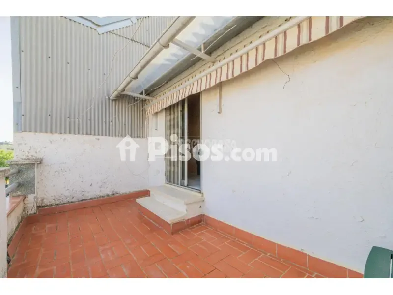 Terrazza - Two-Storey House with Terraces in Terrassa