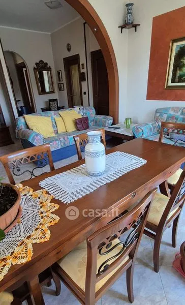 Sala da pranzo - Rustic Bifamily Villa with Garden in Trecate