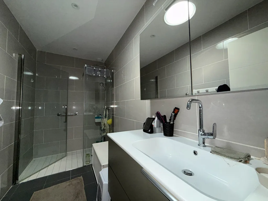 Salles de bain - Villa 3 Pièces avec Garage à Soustons