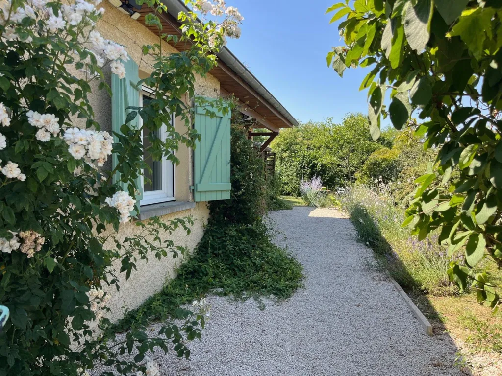 Extérieur - Villa avec Jardin et Parking à Salornay-sur-Guye