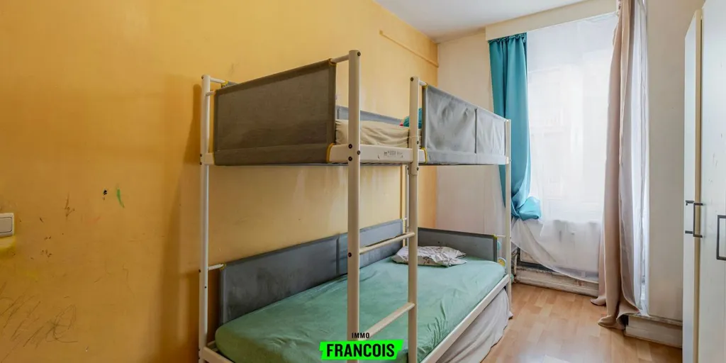 Magamistoad - Bright Apartment with Balcony in Ganshoren