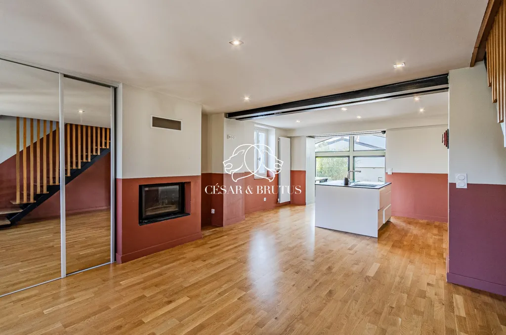 Elutuba - Renovated 4-Bed House with Pool in Tassin-la-Demi-Lune