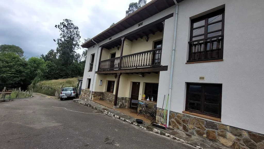Välivaade - Asturian-Style House with Pool in Infiesto