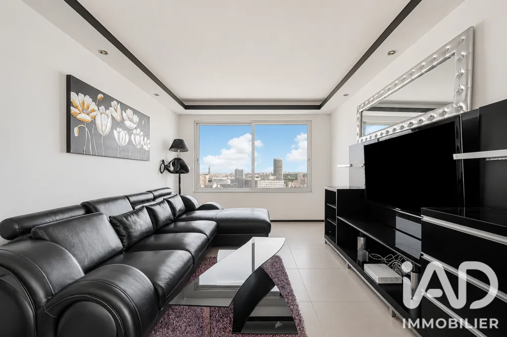 Séjour - Appartement Vue Tour Eiffel à Puteaux