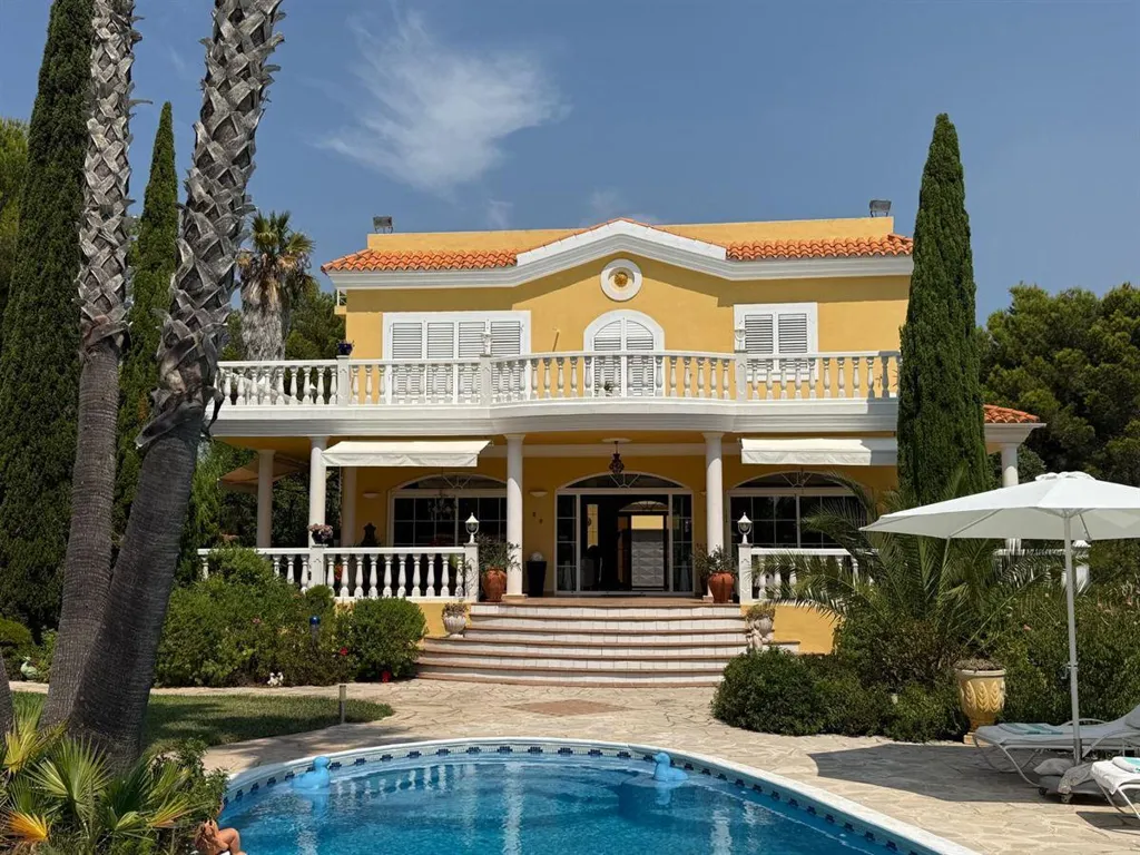 Piscine - Andalusian Villa with Sea View in Santa Eulalia