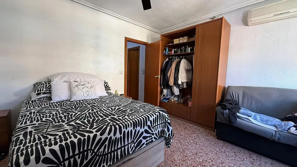 Chambres - Apartment with Garage in El Carmen, Murcia