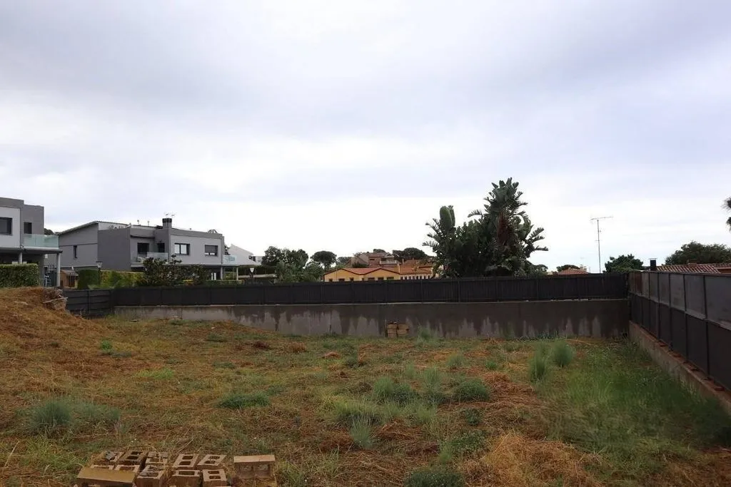 Aed - Development Land with Sea View in Mataró