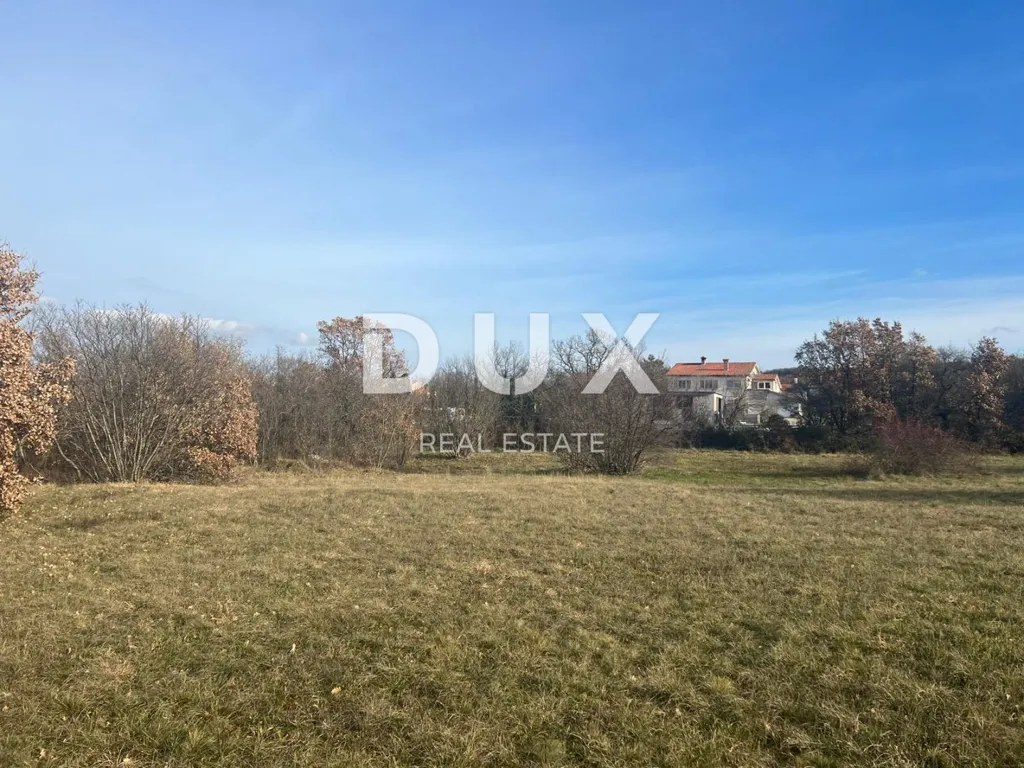 Aed - Building Plot with Nature View in Istra, Labin