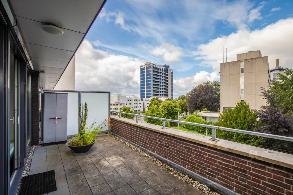 Rõdu - Penthouse with Terrace in Arnhem Centre