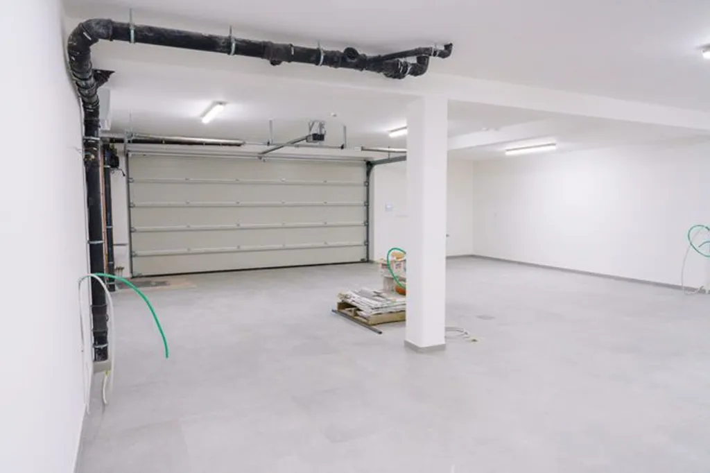 Garaaž - New Apartment with Panoramic View in Esneux