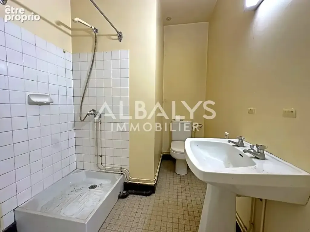 Badezimmer - Office Space in Libourne Centre