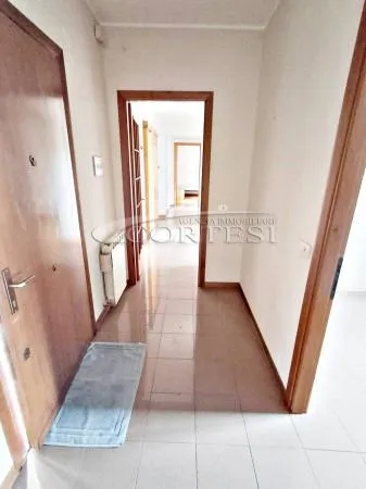 Esik - Restored Apartment in Historic Villa, Perugia