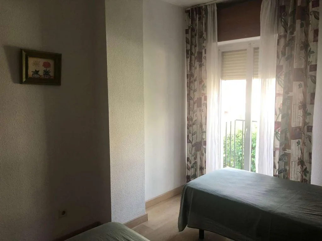 Magamistoad - 2-Bedroom Flat with Terrace in Fuengirola