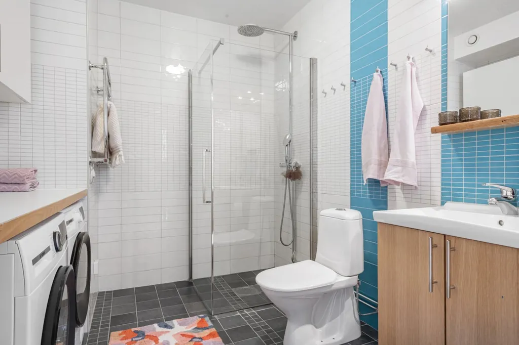 Bagni - Apartment with Sea View and Balcony in High Location