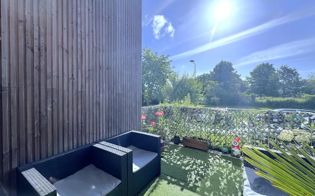 Garden - Spacious Duplex with Terrace in Urban Area
