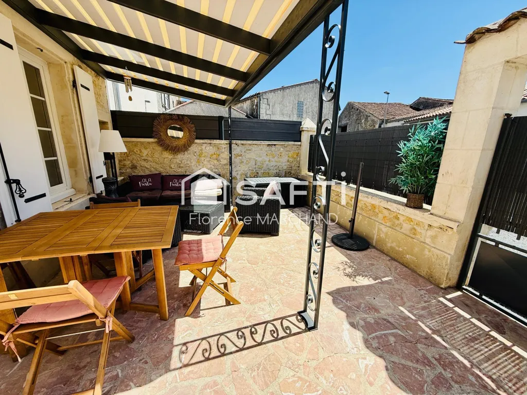 Terrass - Renovated Townhouse with Terrace in Saint-Porchaire Centre