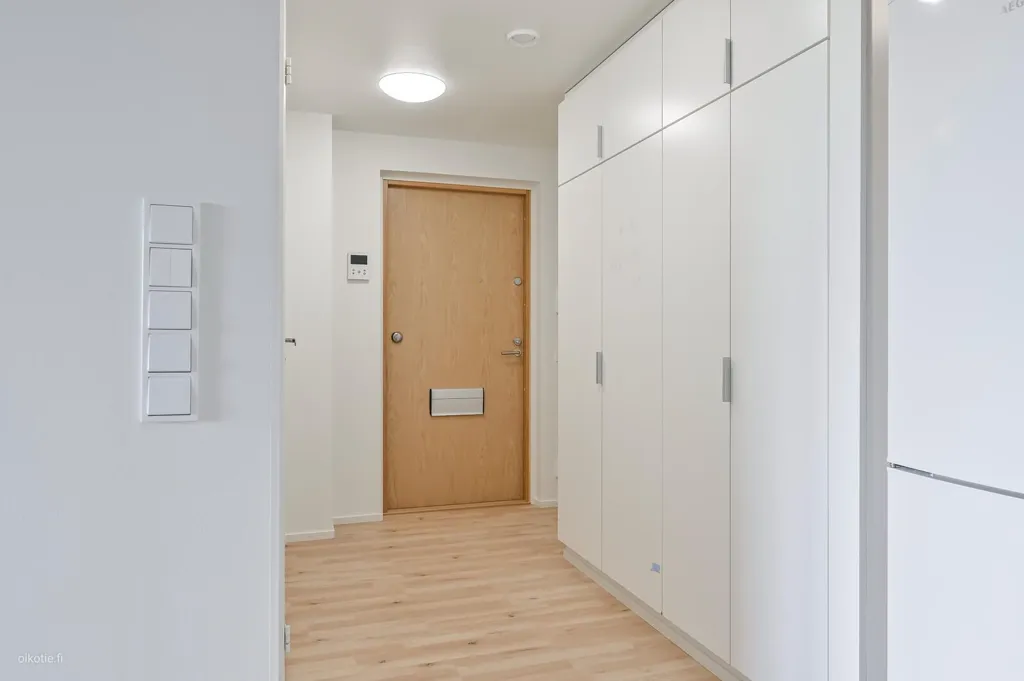 Esik - Modern Flat with Balcony in Pasila, Helsinki