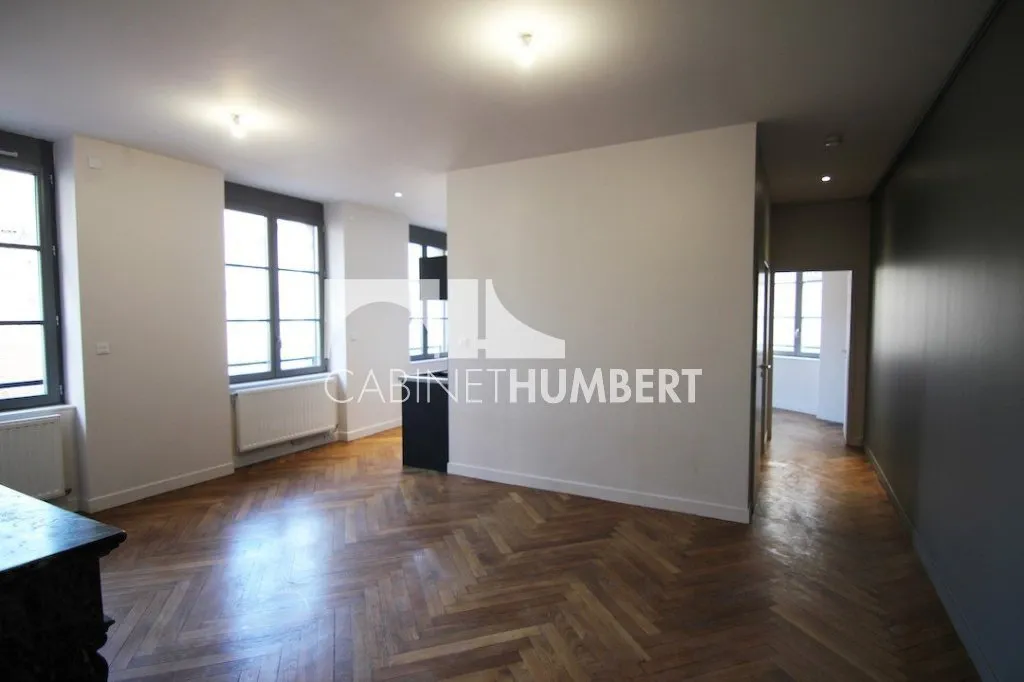 Stanze - Architect-Designed Flat in City Centre