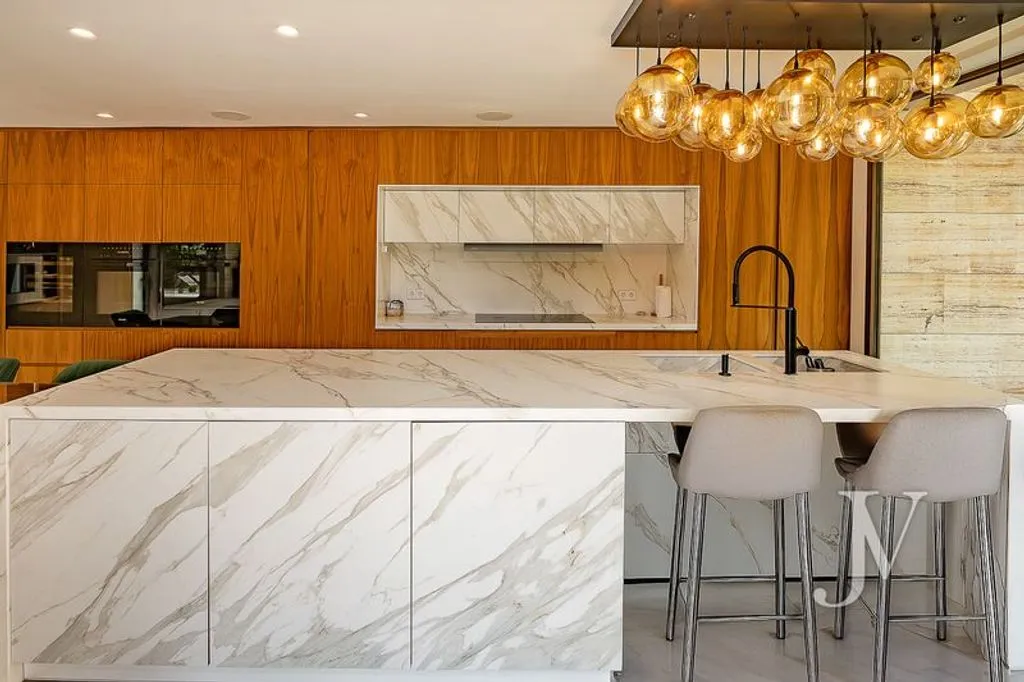 Köök - Luxury Villa with Pool in Montealina, Madrid