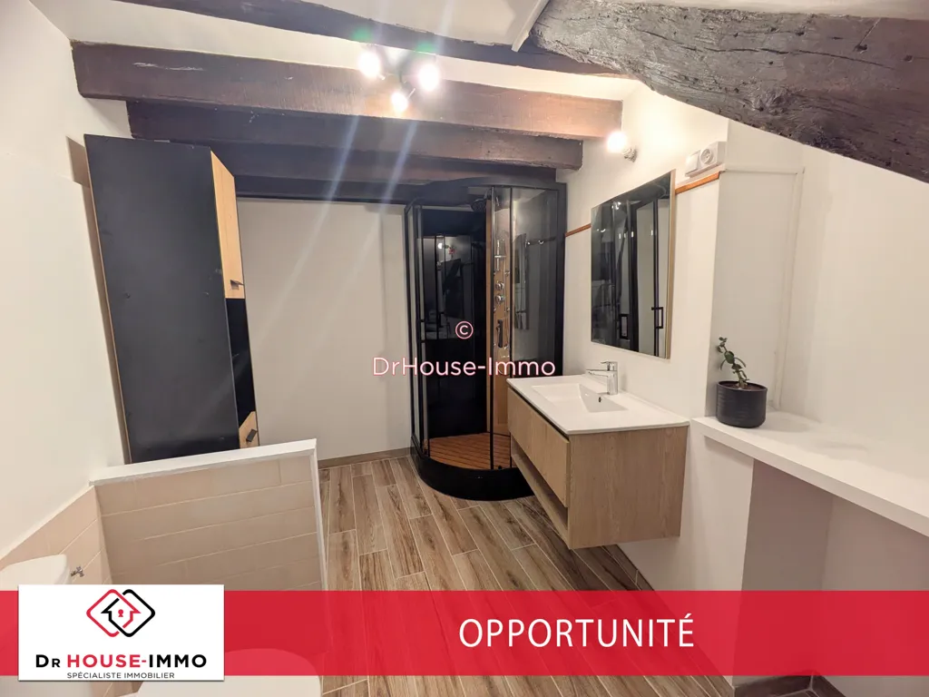 Salles de bain - Appartement Rénové avec Parking à Vernouillet