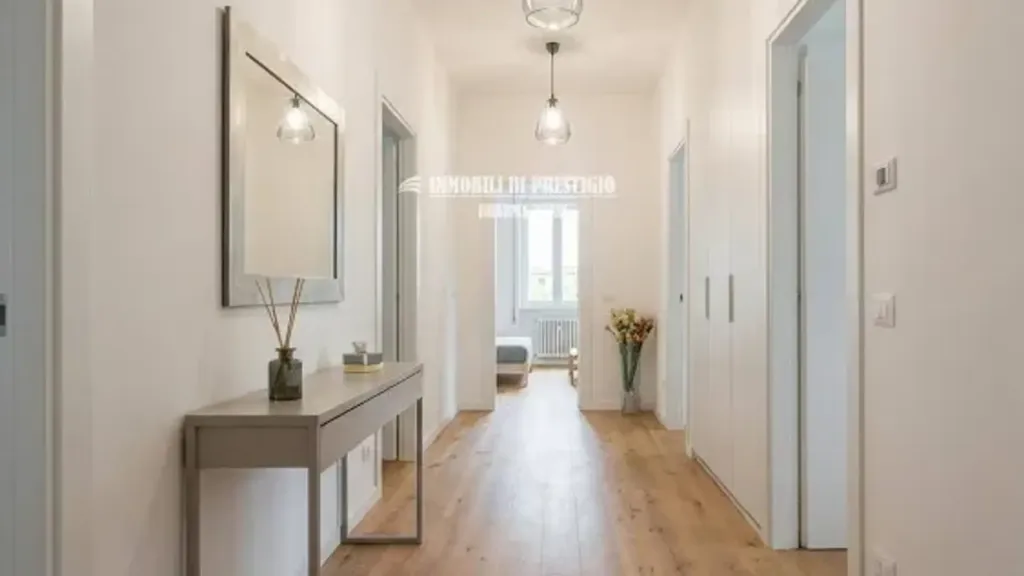 hallway_entrance