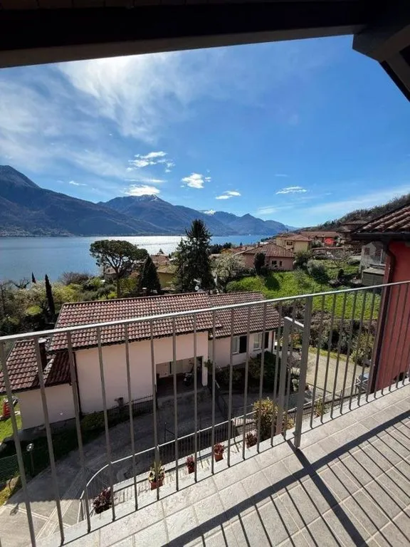 Terrass - Luxury Apartment with Lake View in Musso