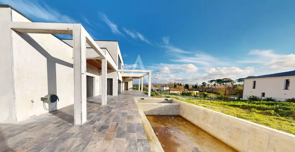 Terrass - Contemporary House with Large Terrace in Carcassonne