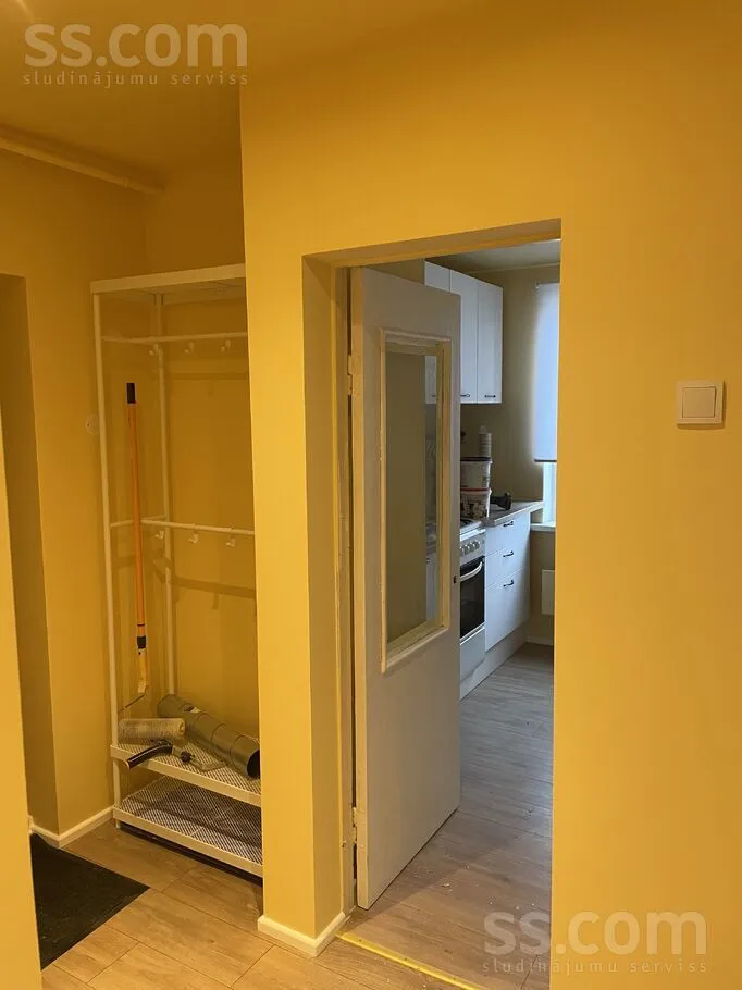 Ingresso - 2-Bedroom Apartment with Balcony in Valmiera