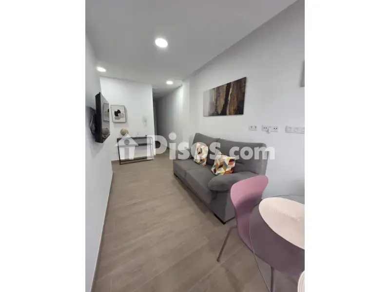 Soggiorno - Apartment with Balcony in City Centre