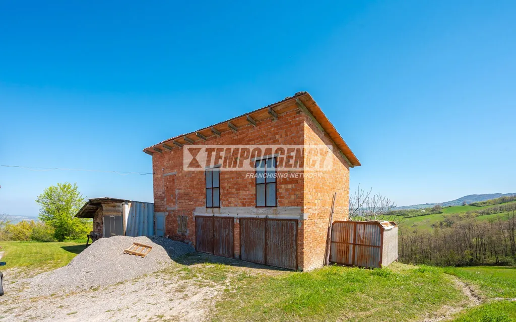 Välivaade - Detached House with Garage in Prignano sulla Secchia