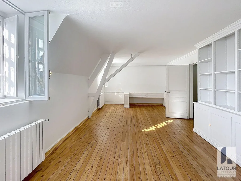 Elutuba - Charming 1890s House with Pool in Périgueux