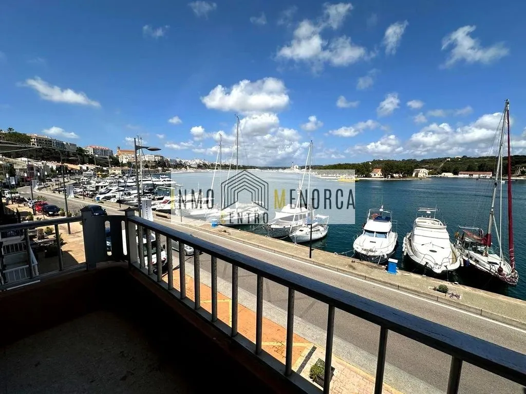 Rõdu - Luxury Apartment with Harbor View in Mahón